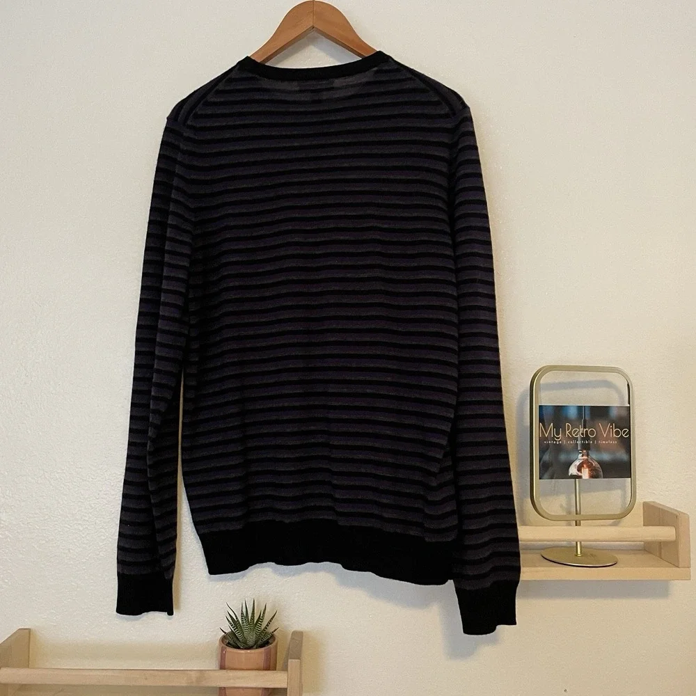 APT.9  Merino Wool Size Medium Black Purple Gray‎ Stripe Men Sweater